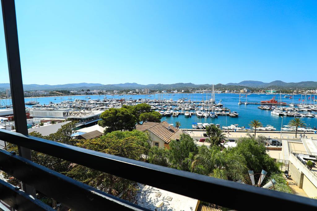 Es Mitjorn Hotel Sant Antoni de Portmany Dış mekan fotoğraf