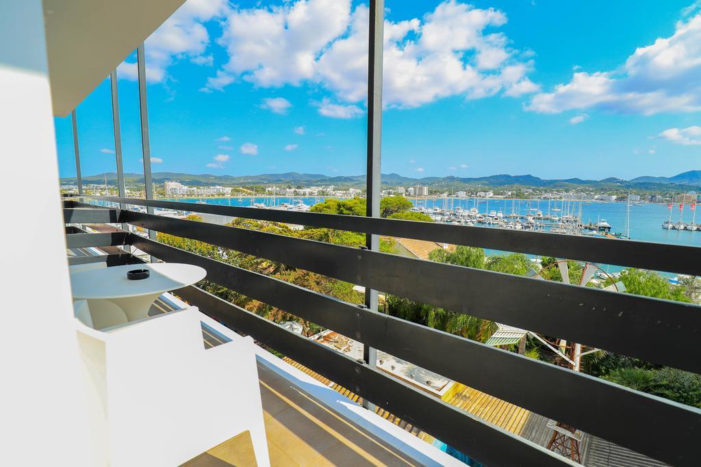 Es Mitjorn Hotel Sant Antoni de Portmany Dış mekan fotoğraf
