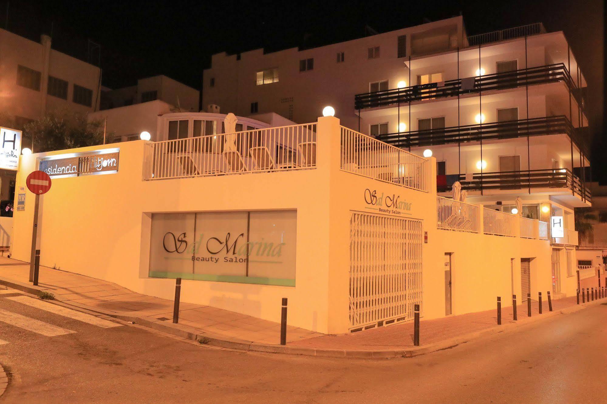 Es Mitjorn Hotel Sant Antoni de Portmany Dış mekan fotoğraf
